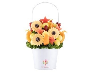 SNSで話題の食べられる花束！夏の太陽をイメージした「フルーツブーケ」が新登場！