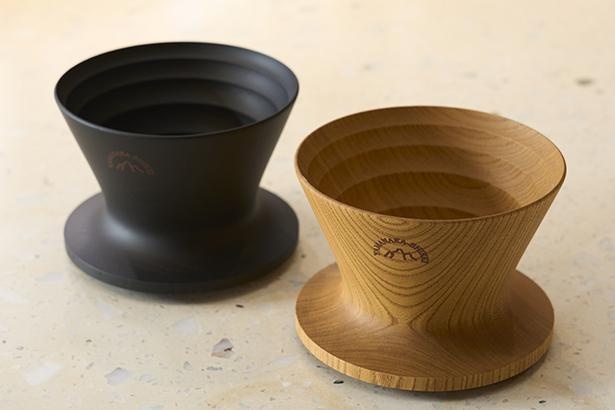 石川県の伝統工芸・山中漆器の技術を活かした木製の安清式ドリッパーも取り扱う