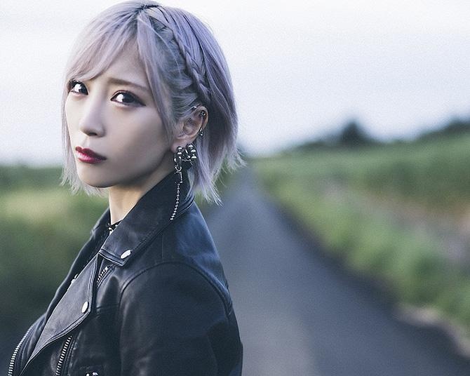 ReoNa、初のアーティストブック「Pilgrim」発売決定！絶望系アニソンシンガーの足跡をたどる