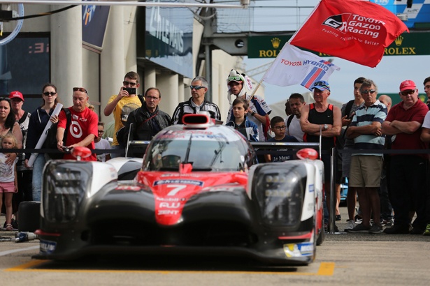 予選でコースレコードを樹立した7号車