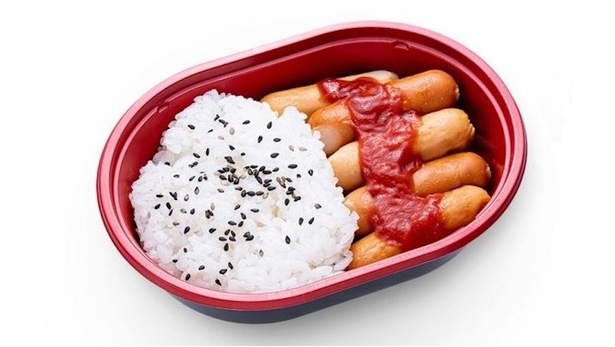 だけ弁当第一弾の「ウインナー弁当」