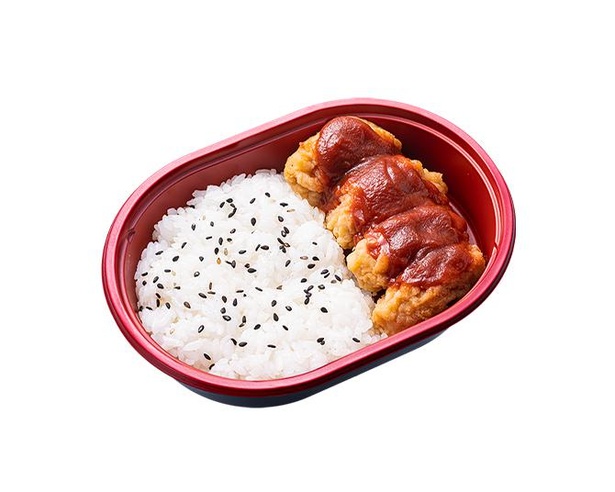 本当にご飯に合うの⁉️と話題になった「チキンナゲット弁当」(※2023年現在は終売)