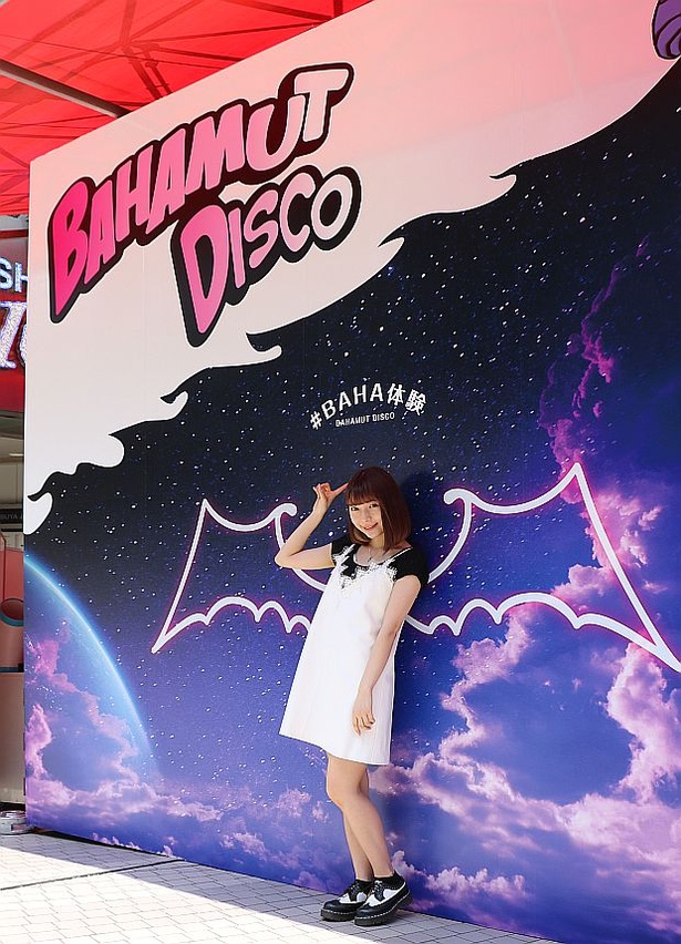 SHIBUYA109のイベントスペースに出現した「バハムートディスコ」