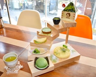 “抹茶の階段”全部上りたい！インスタ映え抜群のスイーツが福岡に登場