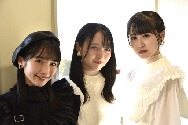2023年3月15日(水)に9枚目のシングル『息をする心』をリリースするSTU48(左から、高雄さやか、石田千穂、中村舞)