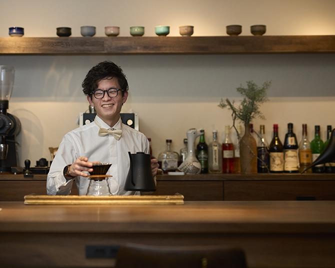 コーヒーで旅する日本／関西編｜お客との対話を重ねて、今の気分にど真ん中の一杯を。「喫茶ストライク」が目指す次代の喫茶店の形