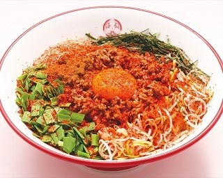 猛暑を激辛で乗り切れ！「灼熱まぜそば」新登場の三田製麺所“灼熱祭り”
