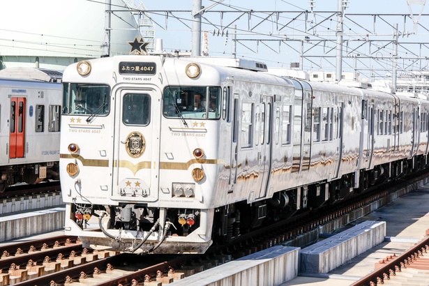2022年9月23日、西九州新幹線とともにデビューした『ふたつ星4047』