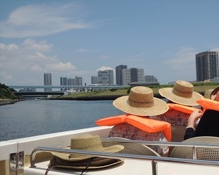 豊洲運河でカフェ＆クルーズ！芝浦工業大学「夏の船カフェ」開催