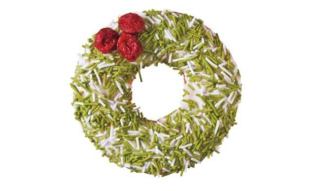 クリスマスリースをイメージした外見は、グリーンとホワイトのパリパリしたキャンディでデコレーション