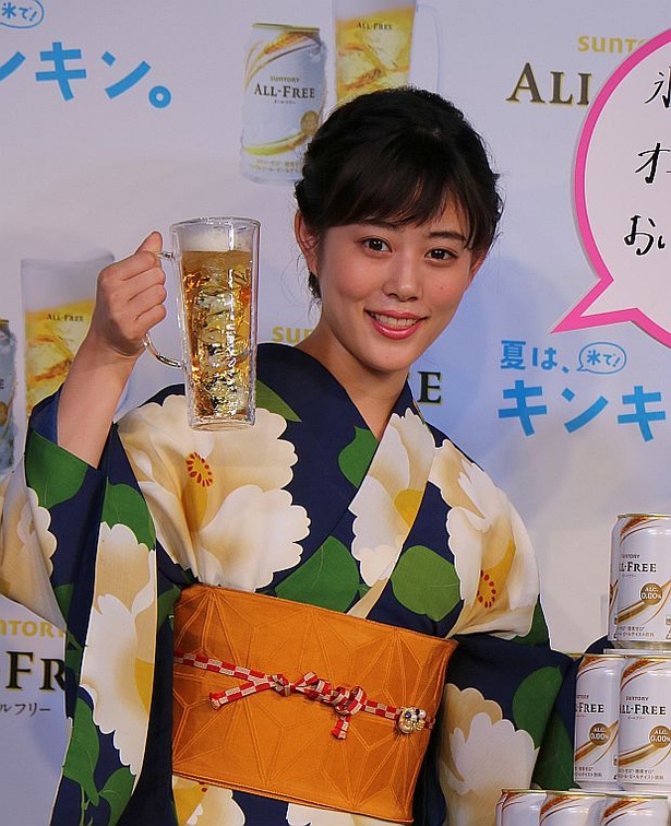 CMにも登場する氷を削ったジョッキ
