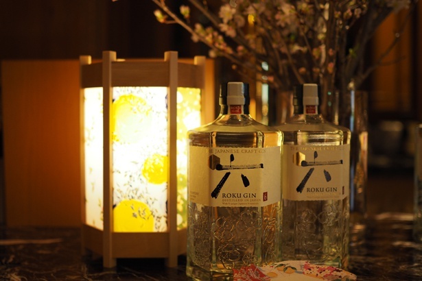 日本ならではの素材を使用したジャパニーズクラフトジン「ROKU」