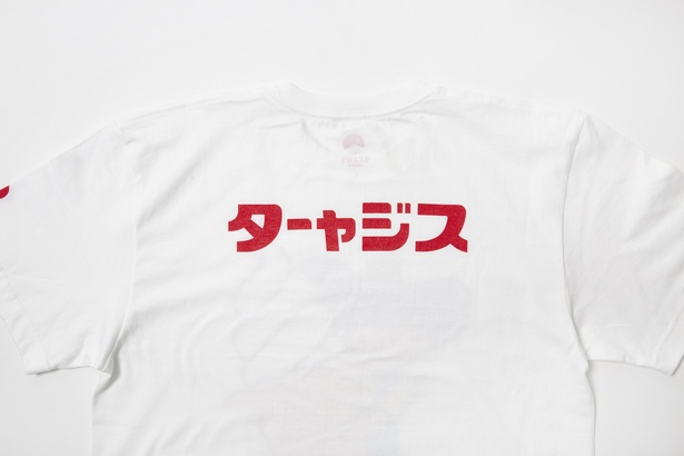 「BEAMS JAPAN」(ビームス ジャパン)とコラボしたTシャツ。「ターャジス」のファンにはたまらない
