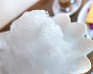 【関西のかき氷】マールブランシュの新作かき氷！天然氷の白いモンブランが登場