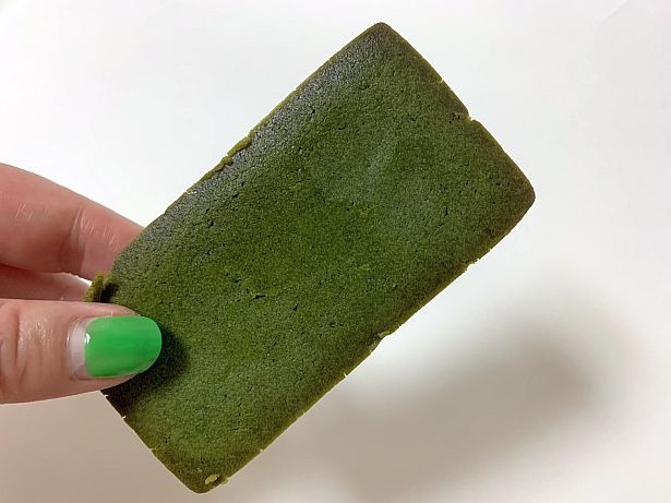 2種の抹茶がブレンドされている「宇治抹茶のフィナンシェ」