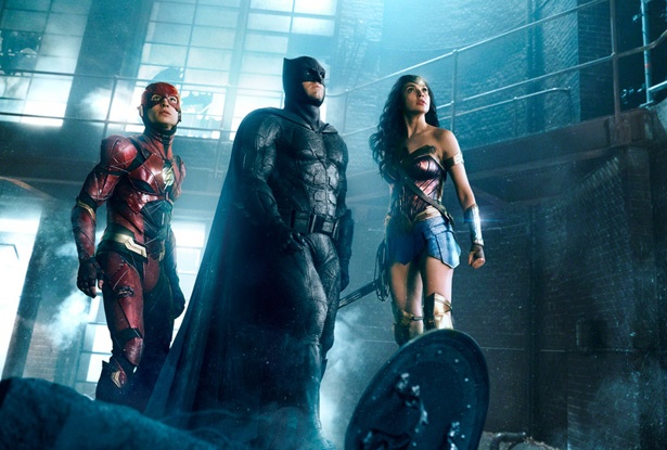 バットマンによる史上最強の“超人スカウト作戦”始動!『ジャスティス・リーグ』