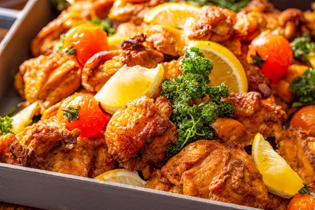 【写真】ハーブとスパイス香る「ジャマイカ名物ジャークチキン」