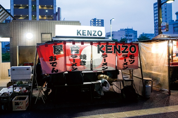 4月に明治安田生命ビル前に移転した「屋台 KENZO」