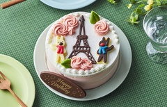 【写真】かわいすぎる「リサとガスパール ローズデコレーションケーキ」(5940円)
