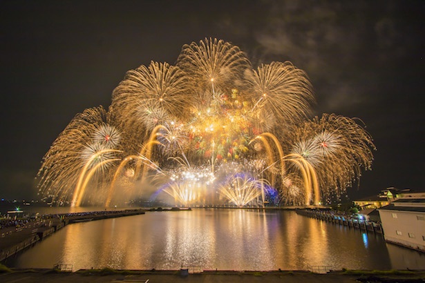 8月には浜大津、彦根、長浜で花火大会が開催される