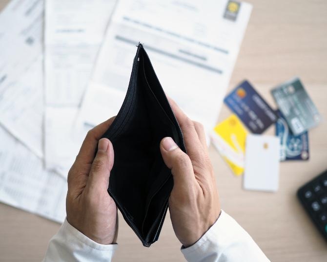 借金したことはある？借金の理由1位はダントツで「生活費」、人には言いづらい借金について調査！
