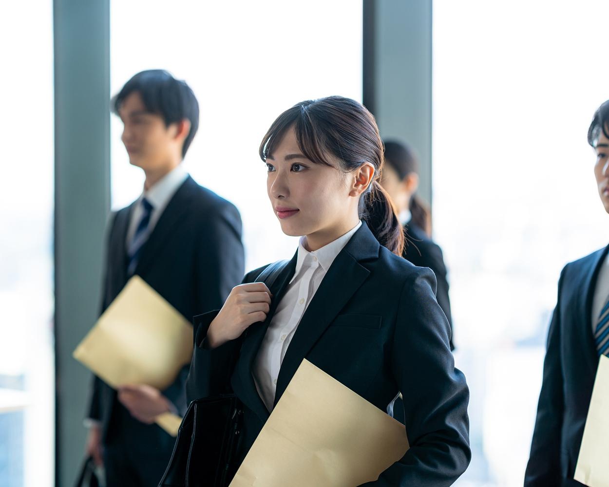 「企業の研修・教育制度を重視」が8割超、成長できる環境に魅力。来春卒の学生にアンケート