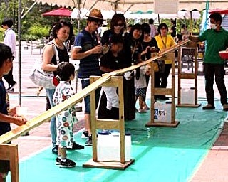 夏の風物詩！イオンモール堺鉄砲町の本格流しそうめんが大盛況！
