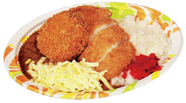 食べ応えヘビー級の限定“ウル虎メニュー”は人気のトッピングメニューを欲張りにのせた「甲子園カレー ウル虎トッピング」(1000円)