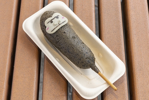 顔を食べるのがもったいない！ゴリラドッグ(550円)
