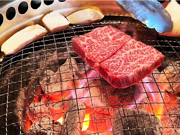 「ボンピヤン」では韓国の高級牛肉「韓牛(ハヌ)」を味わえる