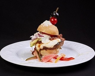 六本木のNo.1が決まる!?”グルメバーガーグランプリ”いよいよ開幕
