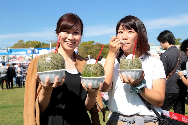 肉、海鮮、ラーメン、スイーツetc…日本全国から約80の人気店が登場！
