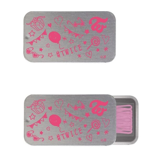 日本初のポップアップストア「#TWICE POP UP STORE」にて販売！「ヘアピン」700円※実際の商品とデザインが異なる場合がございます