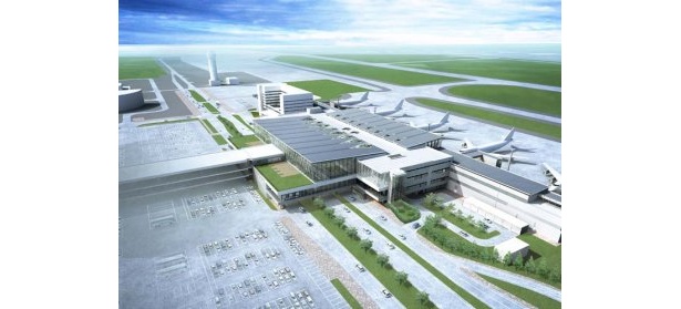 新千歳空港国内線と新国際線の両ターミナルビルは、駐車場の中央を通る連絡通路でつながる