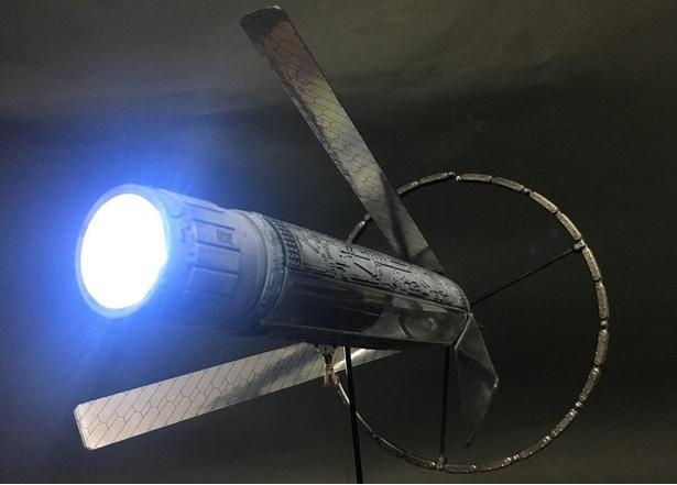 『水星の魔女』でも話題、ガンダム世界の“名物兵器”を身近な防災グッズで再現