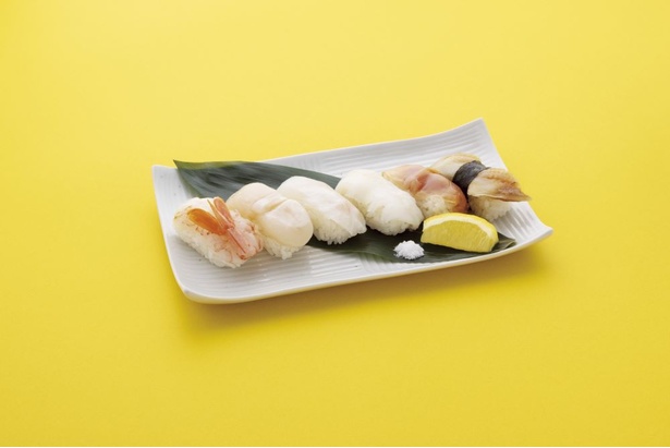 塩＆レモンで楽しむ「酸っぱい」お寿司「塩レモンで食べるお寿司」(6貫790円)