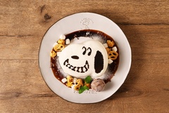 スヌーピーフェイスになった大人気パンケーキ「SNOOPY’S フェイバリット パンケーキ」