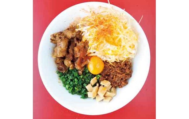 麺屋 誠の「牛すじ台湾まぜそば」