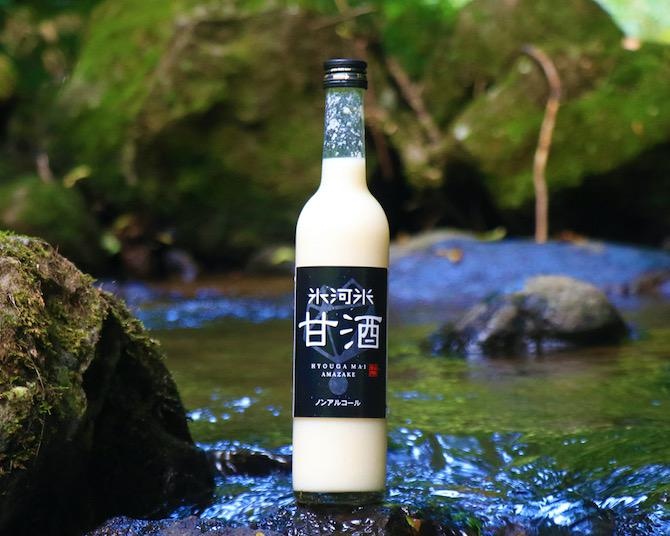 “漆黒の田んぼ”で作られる“純白の甘酒”。「お米の魅力を見直して」米の消費量低迷を背景に開発