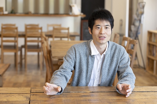 「投資を実践することも重要」と語る栫井駿介さん