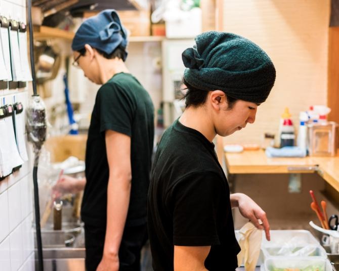 コロナ融資を受けた経験や返済状況は？返済に懸念がある飲食店の課題が明らかに
