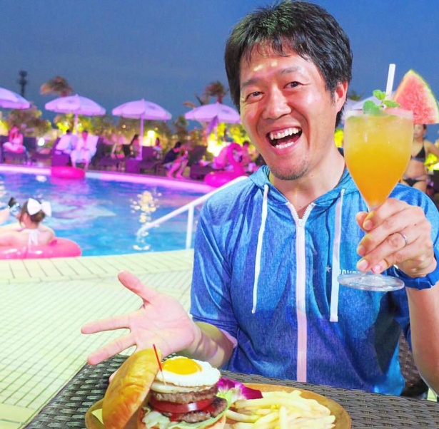 トロピカルドリンクなどと一緒に写真に撮ると、さらにフォトジェな一枚に！