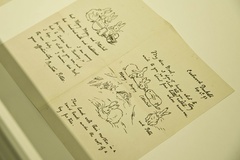 絵手紙から始まった『ピーターラビットのおはなし』。絵手紙の複製も展示されている