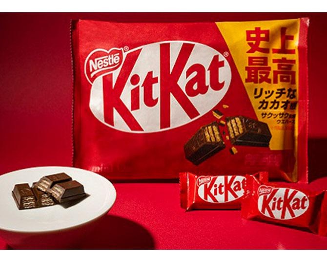 日本発売50周年を記念し、“史上最高のキットカット”が誕生！リッチなカカオ感の味わいのチョコと、サクッサク食感のウエハースを実現