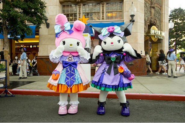 USJ】マイメロディとクロミに会えるのは今だけ！ハロウィーン仕様の 