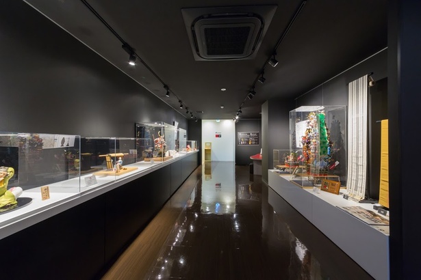 ミュージアムの一角には、博多の伝統工芸品を展示するコーナーもある。明太子だけでなく、博多中の文化を学べるのもポイント