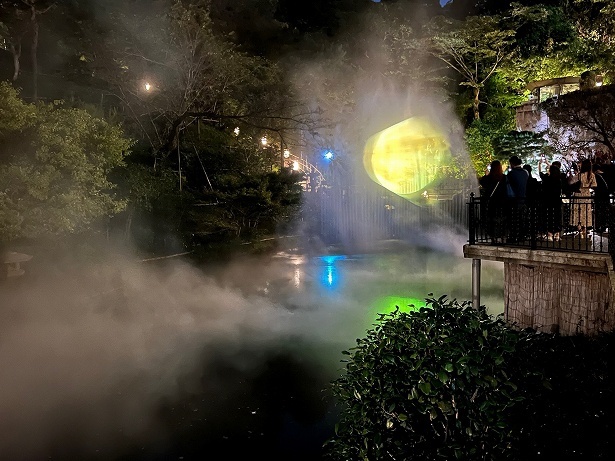 【写真】庭園に現れる「TOKYO MOON」