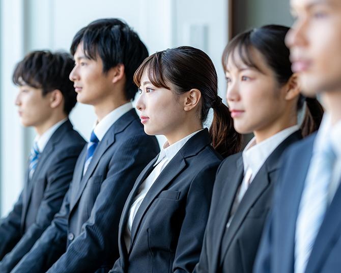 25卒就活生の企業選び、半数以上が「AI」に注目！生成AIの台頭を肯定的に捉える傾向も