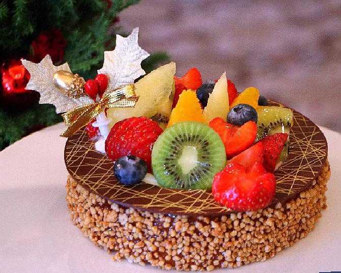 ホテル椿山荘東京の大人気クリスマスケーキが予約受付を開始！新作レアチーズも絶品