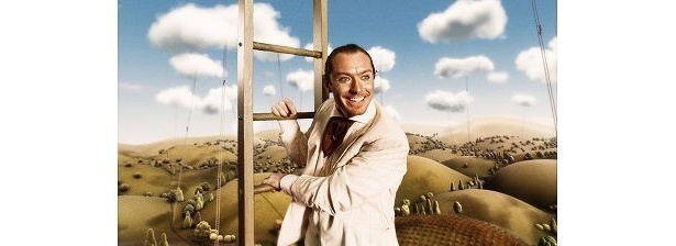『Dr.パルナサスの鏡』で“才能と名声の世界のトニーを演じる”ジュード・ロウ